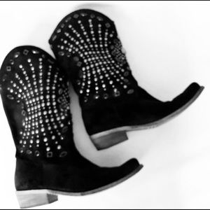 🔥Boutique 9 Women's Juell Western Black Suede Boot Size 8